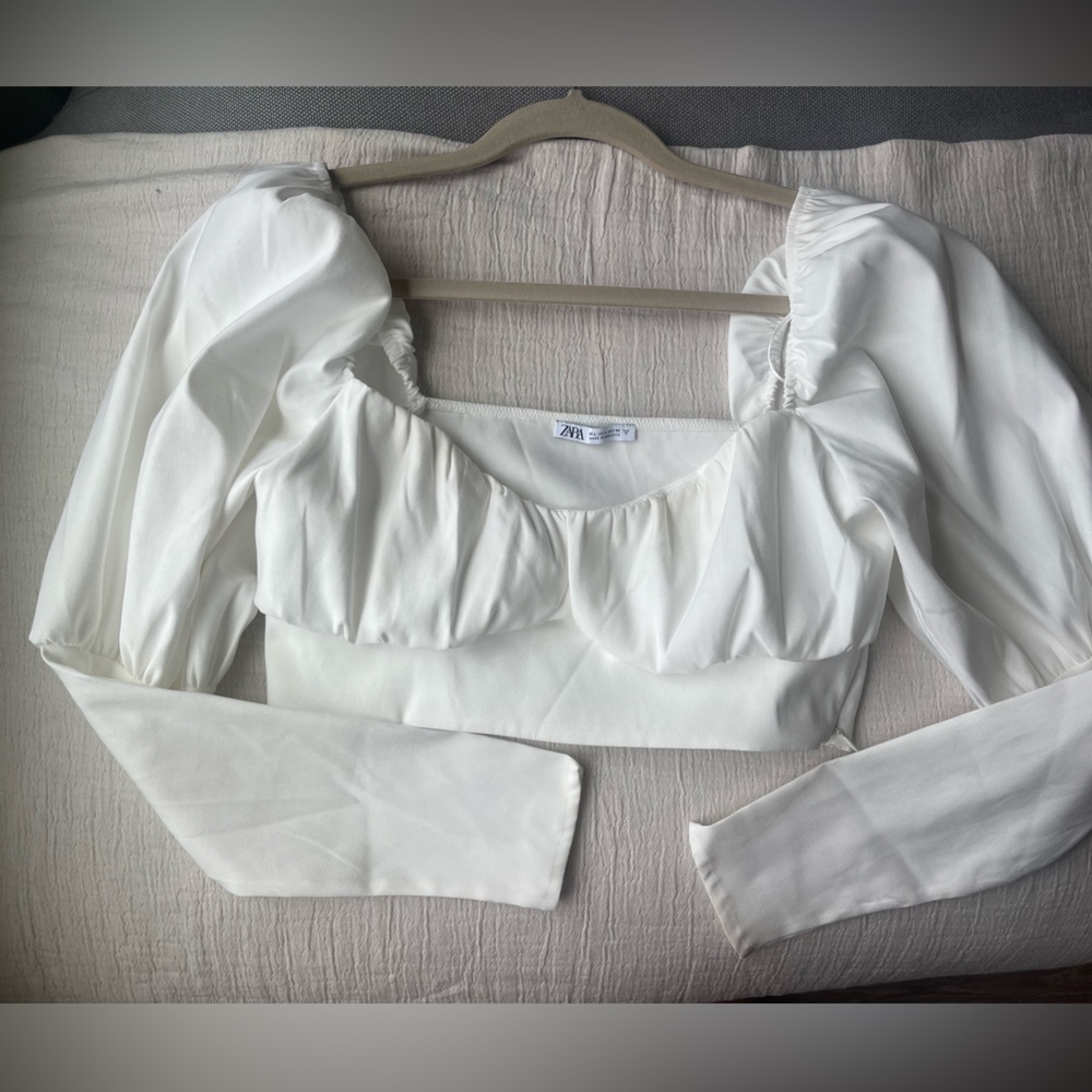 White crop top